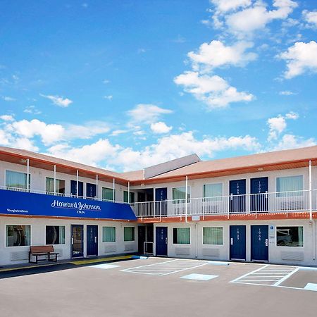 Howard Johnson By Wyndham Las Vegas Near The Strip Екстериор снимка