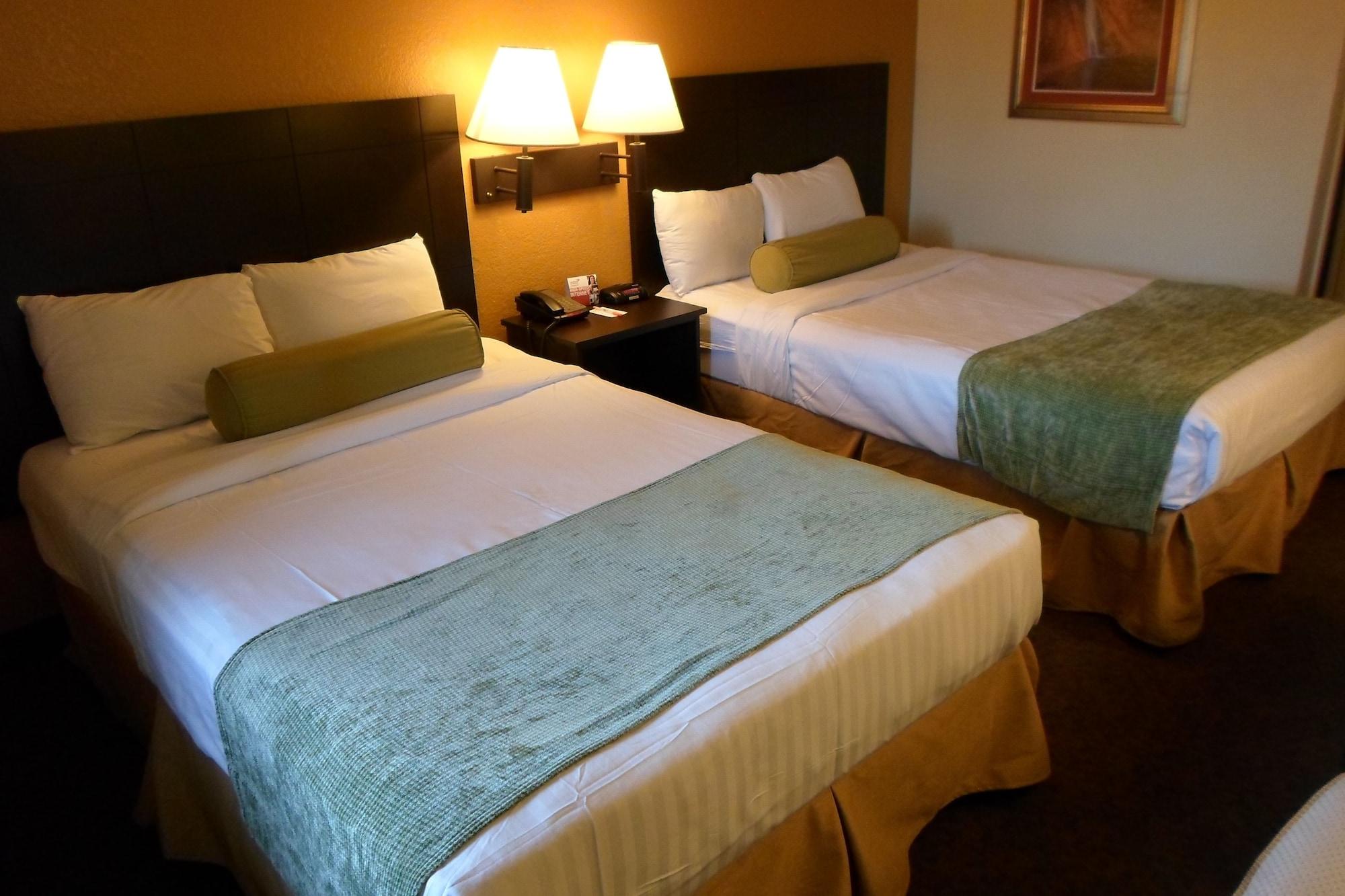 Howard Johnson By Wyndham Las Vegas Near The Strip Екстериор снимка