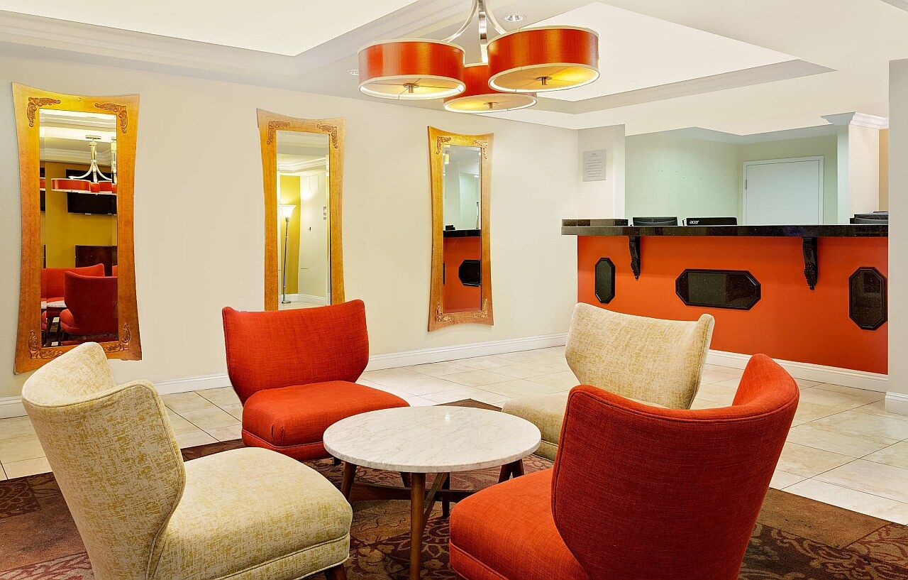 Howard Johnson By Wyndham Las Vegas Near The Strip Екстериор снимка